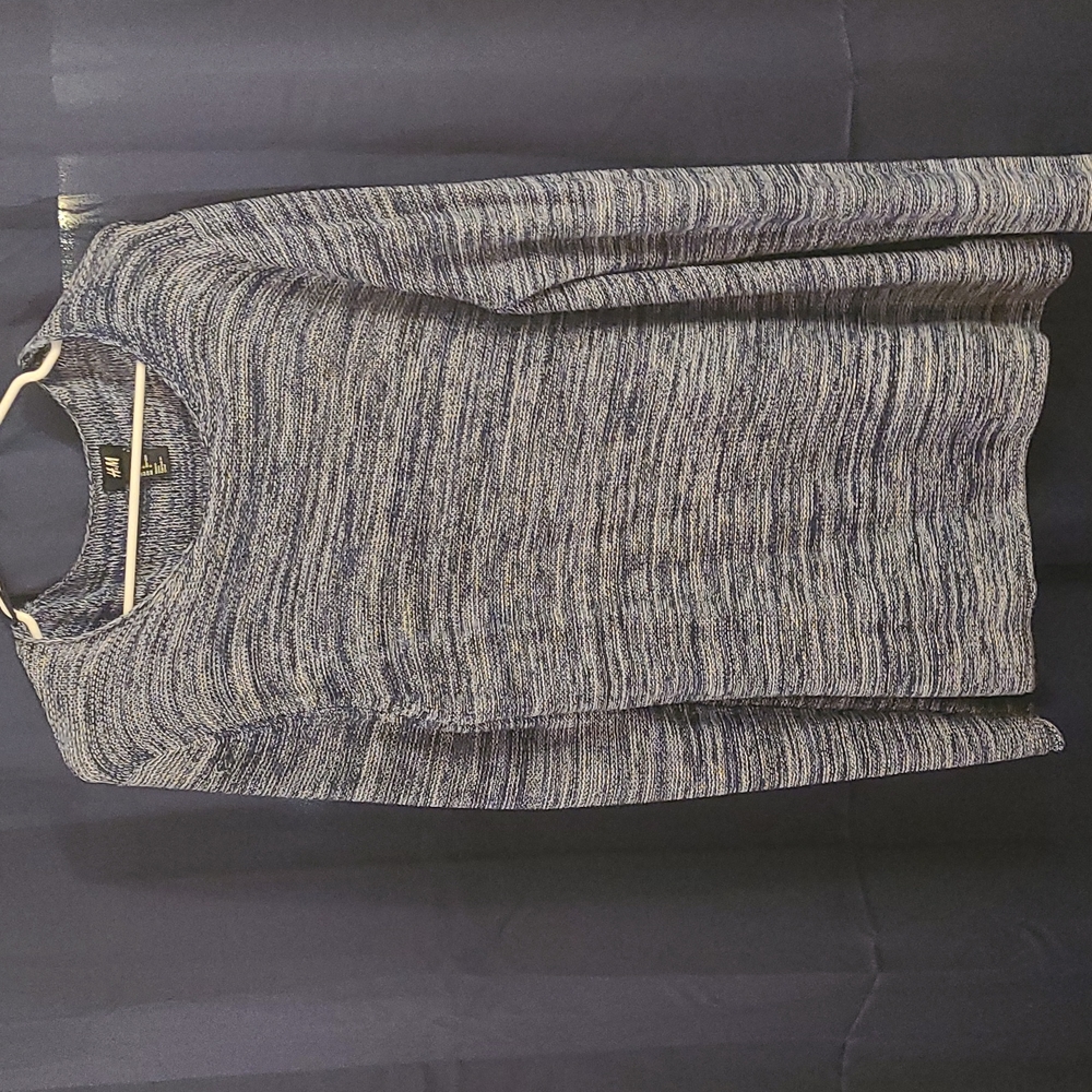 Men's Blue/White long sleeve crewneck sweater size L By H&M